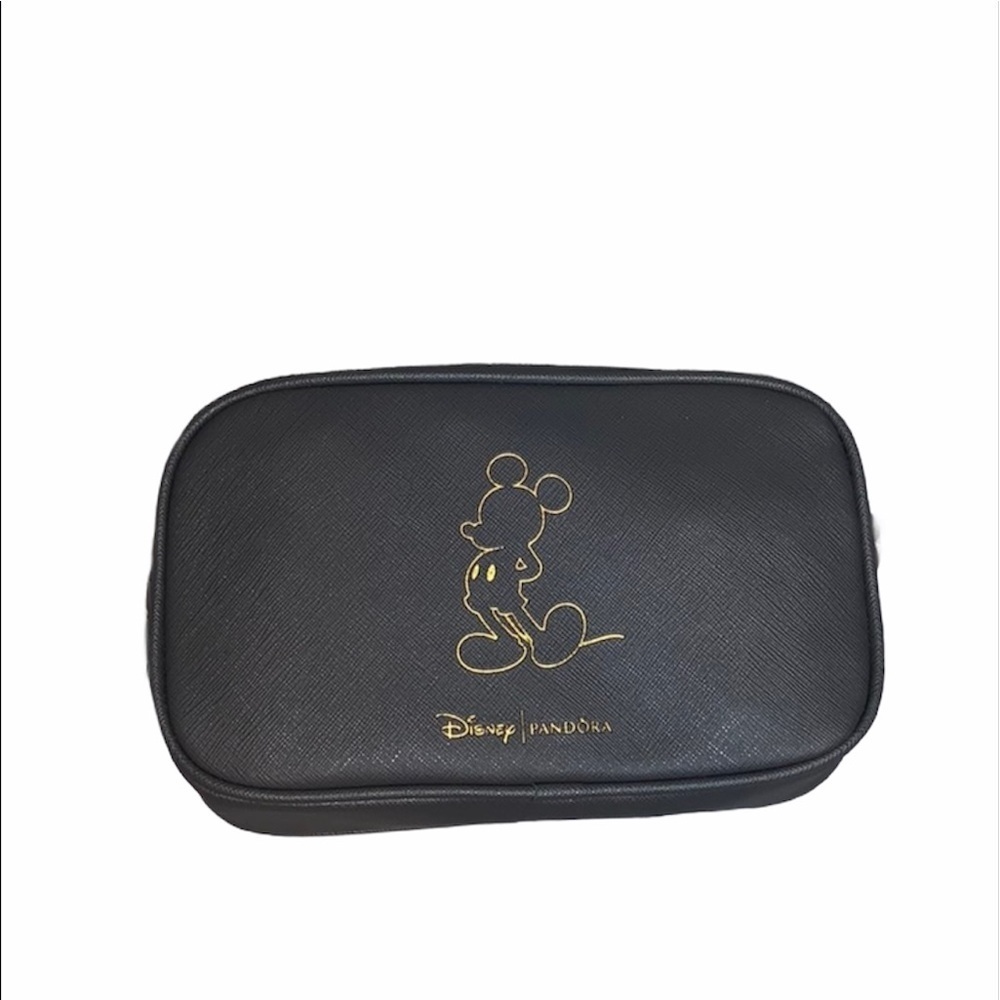 BNWOT Disney|Pandora gray clutch/mini purse